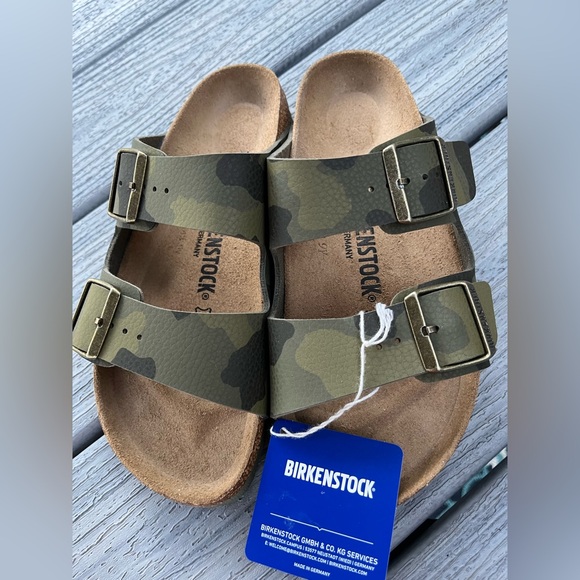 Birkenstock Womens  Camouflage Sandals Buckle Green Made In Germany Size 39 NWT - Picture 1 of 11